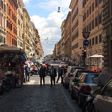 Casa Vacanza Colosseo Roma Dış mekan fotoğraf