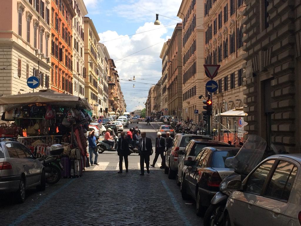 Casa Vacanza Colosseo Roma Dış mekan fotoğraf